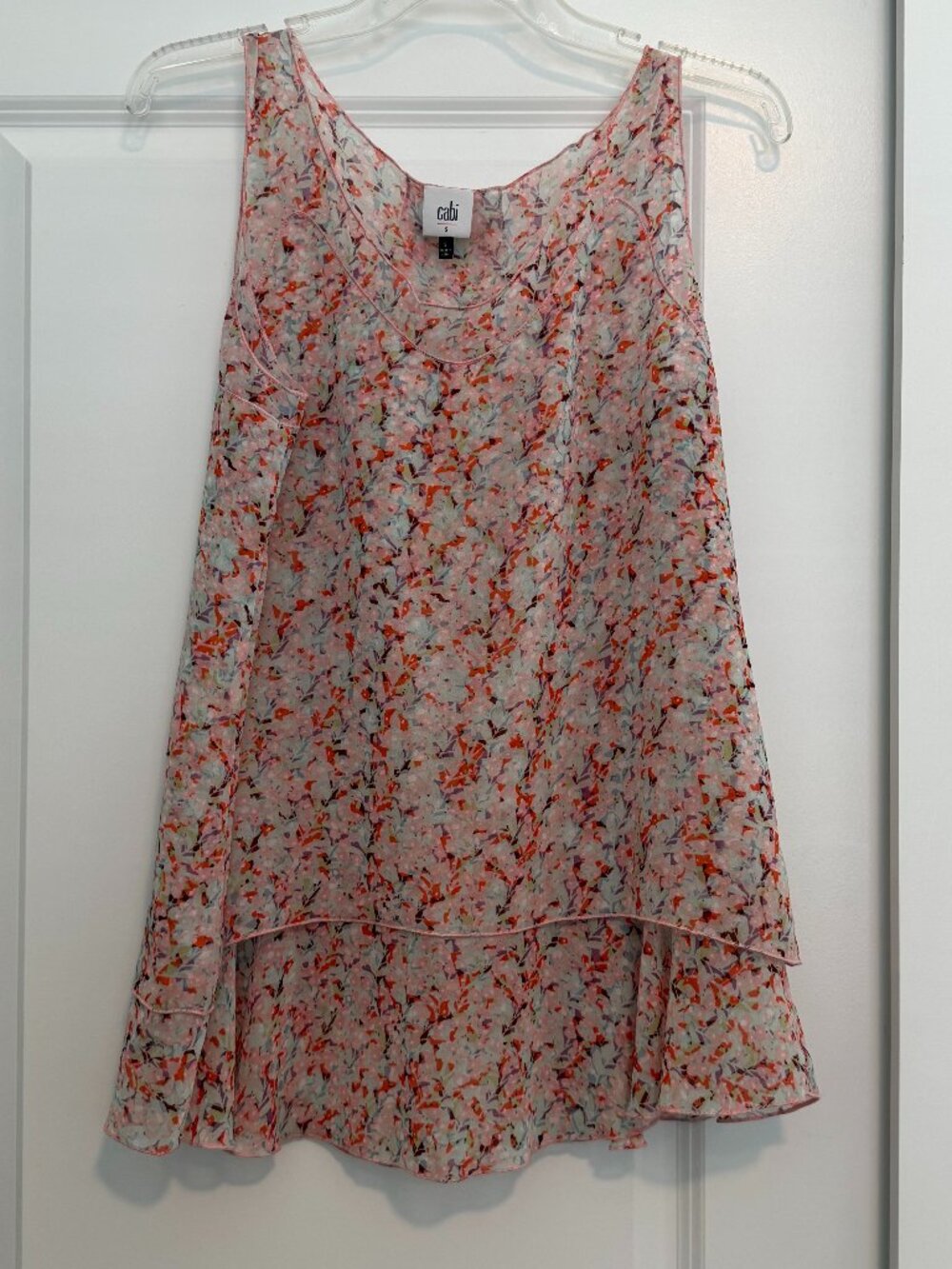 CAbi Sleeveless Floral Tiered Blouse Pink Small Good Condition